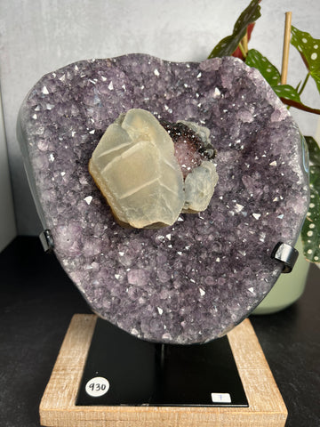 Amethyst X Calcite w/ Stand - 930