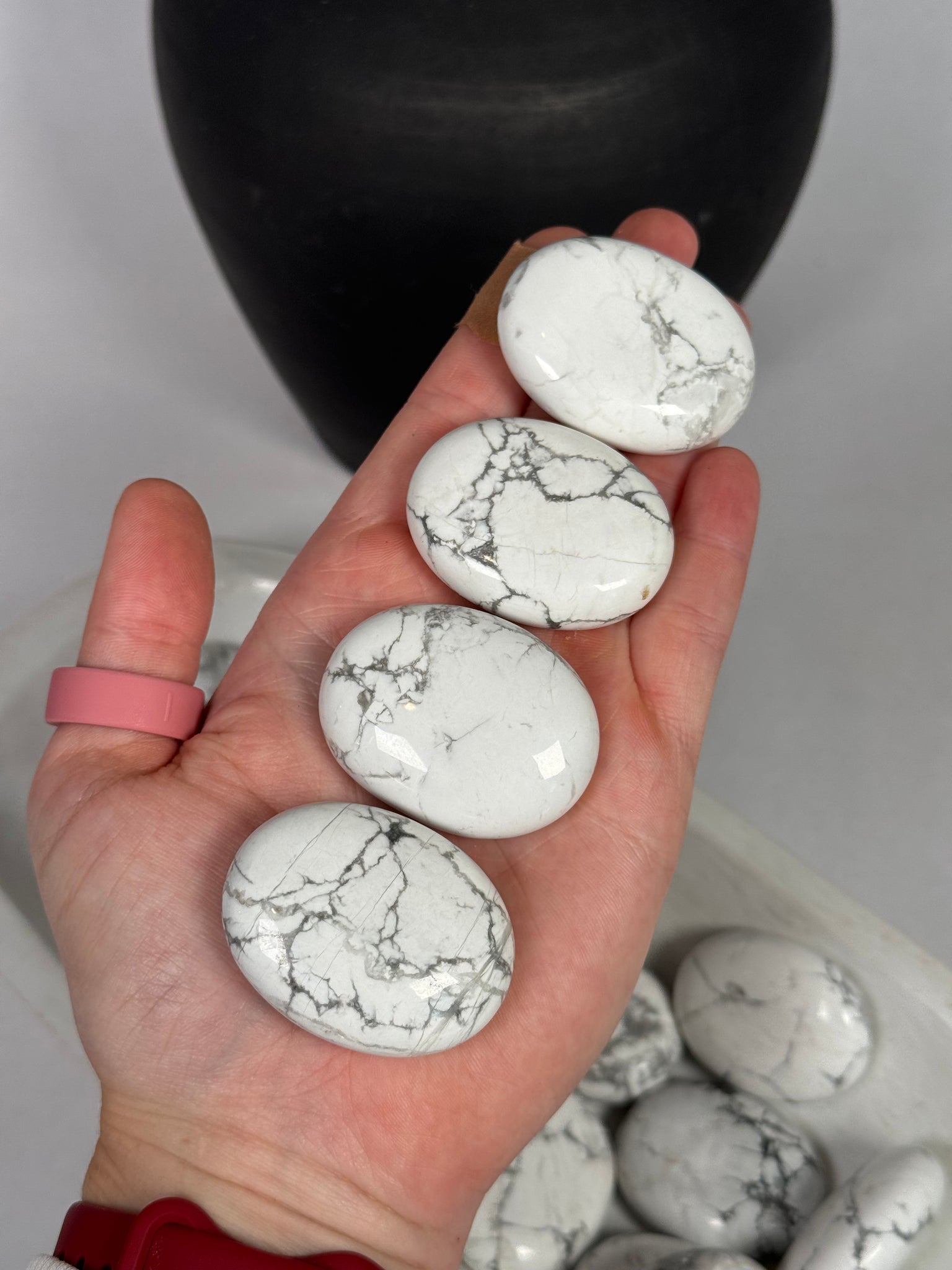 Howlite Palms - mystery
