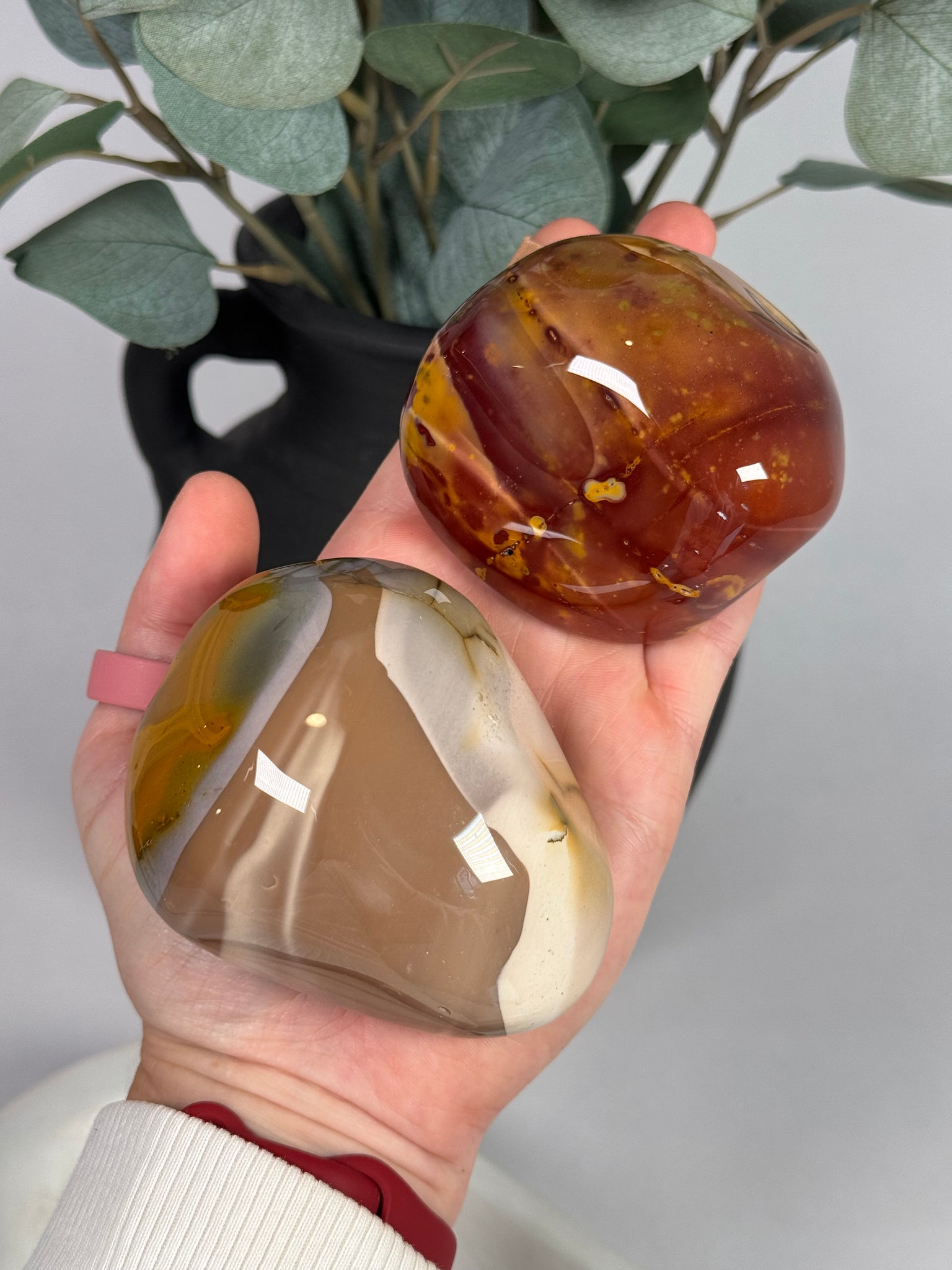 Mookaite Jasper XL Palm - mystery