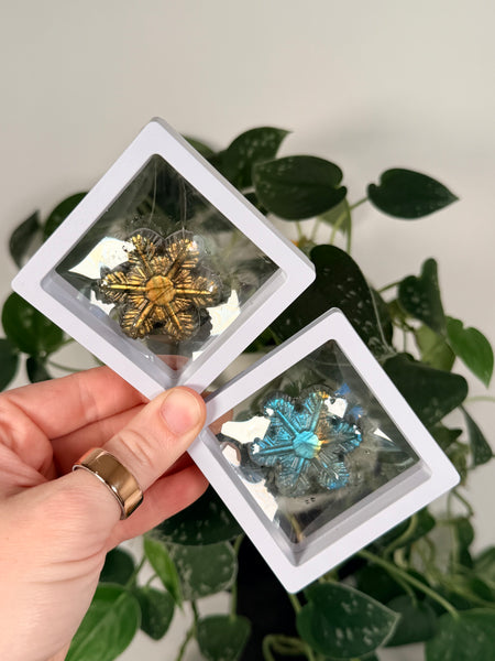 Labradorite Snowflake - mystery