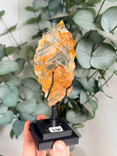 Golden Healer Facet Free Form w/ Stand