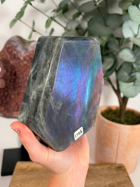Labradorite Free Form - 179A