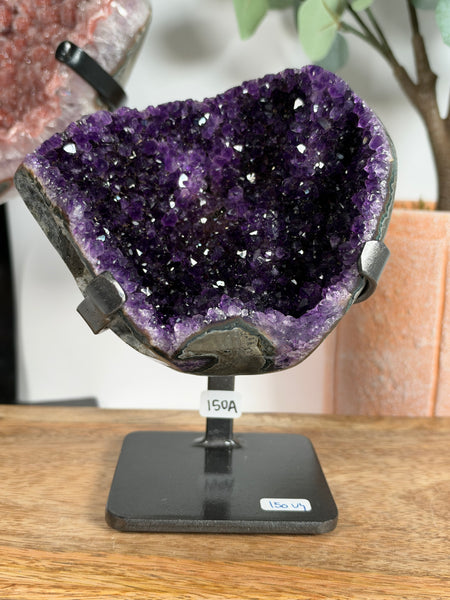 Uruguayan Amethyst w Stand - 150A