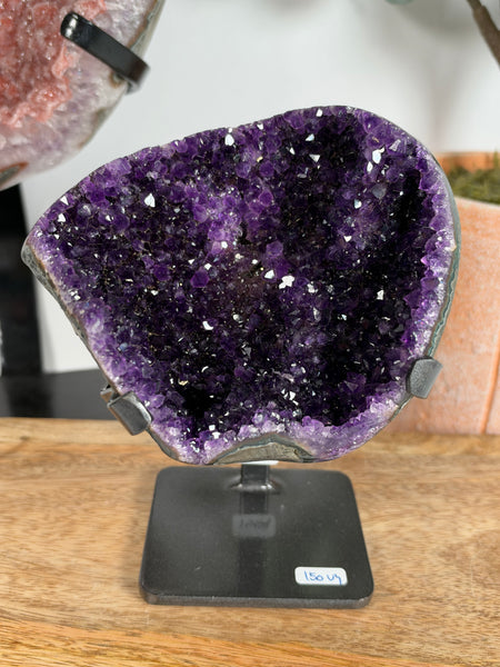 Uruguayan Amethyst w Stand - 150A