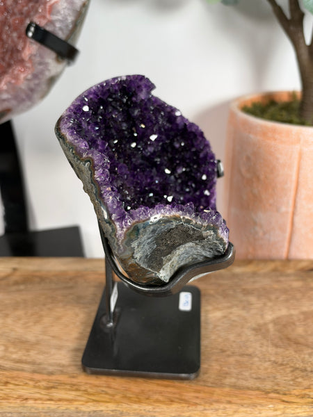 Uruguayan Amethyst w Stand - 150A