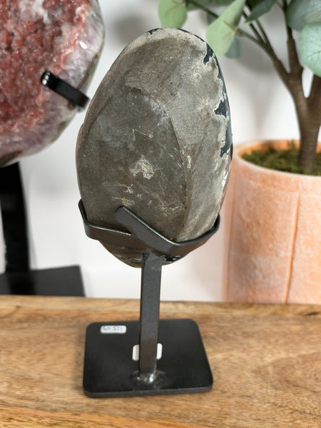 Uruguayan Amethyst w Stand - 125