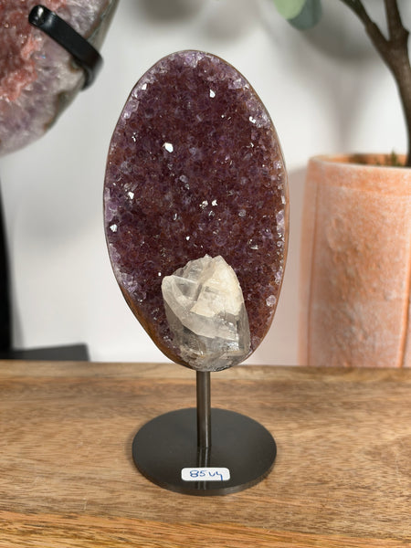 Uruguayan Amethyst w Stand - 85
