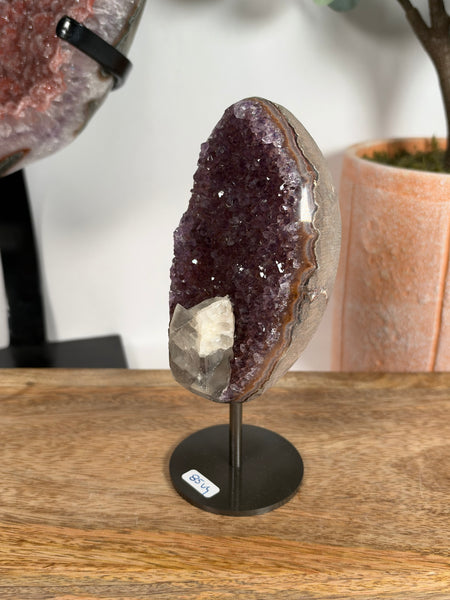 Uruguayan Amethyst w Stand - 85